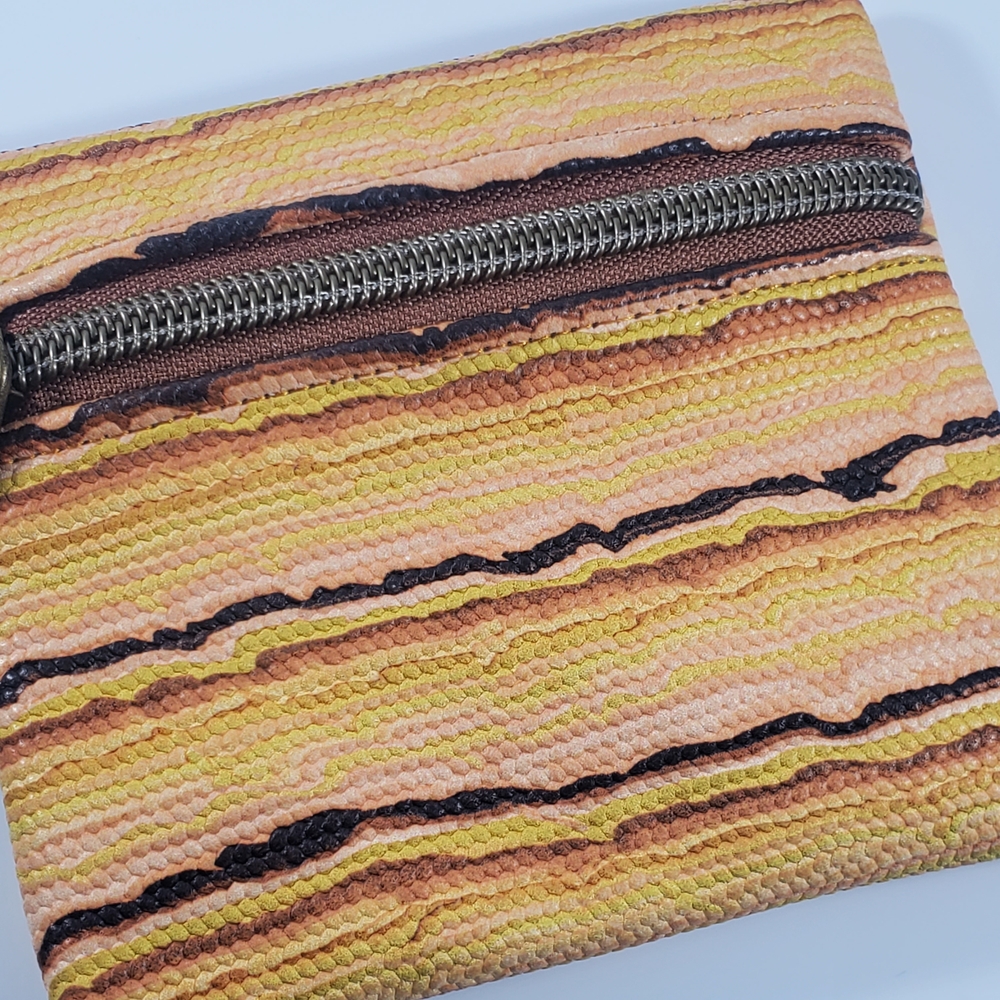 Textured Multicolor Coin Purse - Picture 4 of 9